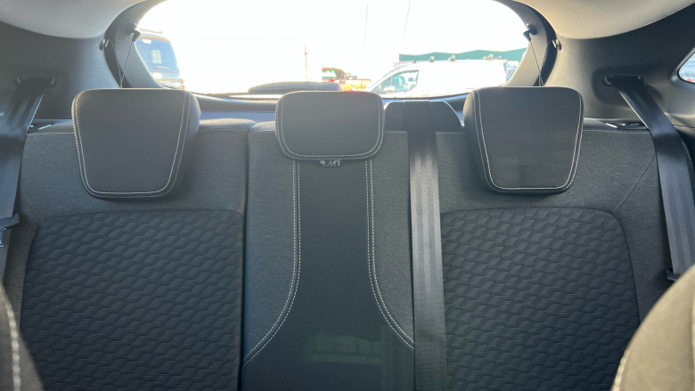 Ford Puma 1.0 EcoBoost Hybrid mHEV Titanium 5dr Petrol Hatchback